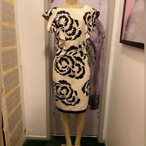 Roberto Cavalli Sleeveless midi cream with floral print Dress size 44(US 8)